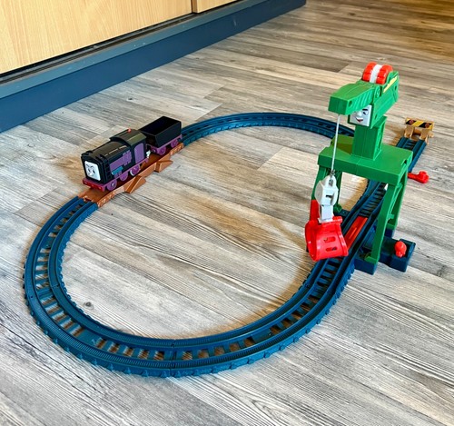 Thomas and friends playset - and,