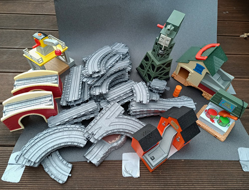 Thomas friends take n play - &,