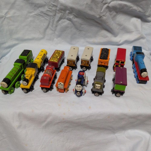 Thomas friends holzeisenbahn - thomas,