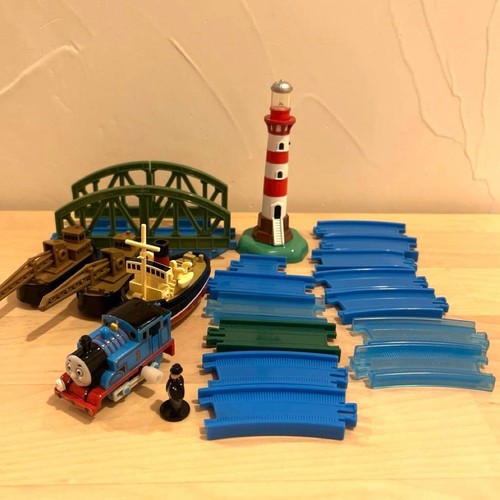 Thomas seine freunde kapsel - thomas,